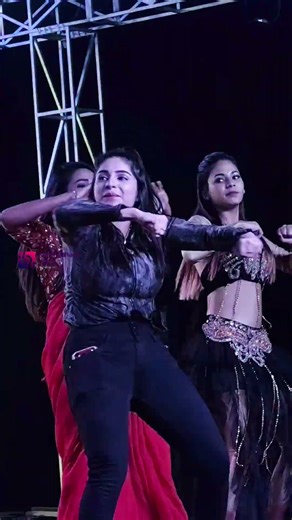 Achor Prasanna Stunning Dance Highlights: Ballari Bava Song Festival!#massjathara #shorts #folksong