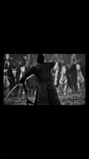 ᴍᴏᴛɪᴠᴀᴛɪᴏɴ | ᴅɪsᴄɪᴘʟɪɴᴇ | ᴍɪɴᴅsᴇᴛ on Instagram: "日本利用压电瓷砖将脚步转化为电能。 这些瓷砖捕捉来自你脚步的动能。当你行走时，你的重量和动作会对瓷砖产生压力。瓷砖会轻微弯曲，从而产生机械应力。瓷砖内部的压电材料将这种应力转化为电能。每一步都会产生少量电荷，而数百万步结合在一起就能产生足够的电力来驱动LED 灯、数字显示屏和传感器。在像涩谷车站这样繁忙的地方，每天大约有240万个脚步为这一系统作出贡献。这些电能可以被储存或立即使用，从而减少对传统电力来源的依赖，并支持可持续的城市基础设施。这种方法将日常运动转化为实用的可再生能源 #日本#知识 #事实 #你知道吗 #推荐 #科技 #创新 #历史 #技术＃"