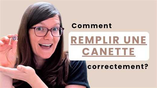 ✂️Réussis ta canette à tout coup! Tutoriel pour remplir sa canette correctement En couture, ta machine a besoin de 2 fils pour fonctionner : celui du haut (la bobine) et celui du bas (la canette). Et remplir cette fameuse canette paraît simple… mais si tu la remplis mal, c’est là que les vrais problèmes commencent : tension irrégulière, points qui sautent, blocages de l’aiguille, voire même dommages dans le mécanisme de ta machine. 👉Dans cette vidéo, je te montre pas à pas comment remplir une c