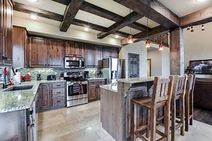 Faria Family Resorts: WaterMill Cove Villa #F - 4 bed in Branson with outdoor fireplace