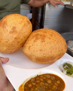 1.5M views · 686 reactions | Punjabi style Chole Bhature in Karnal | Food ke Dewane | Facebook