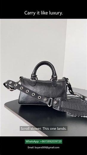 What Makes the Balenciaga Crossbody Bag on Yupoo a Must-Have?