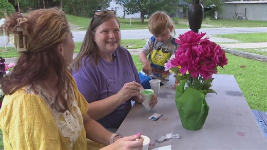 Family keeps Shannon Hills' snowball shop alive after tragic loss