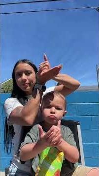 Easy Sign Language for my 3 year old #parenting #signlanguage #asl #bilingual #mom
