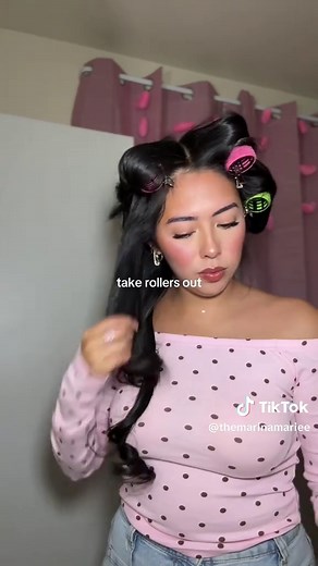 Miley Cyrus Hair Tutorial: Get Her Signature Look