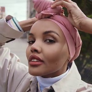 MAKE EMPOWERMENT POSSIBLE – “If you’re feeling under represented, take that as a challenge to go and be that person. Because guess what? Now, someone else will have somebody to look up to.” – Halima Aden, model and activist. http://tom.my/6188EkofA | Tommy Hilfiger