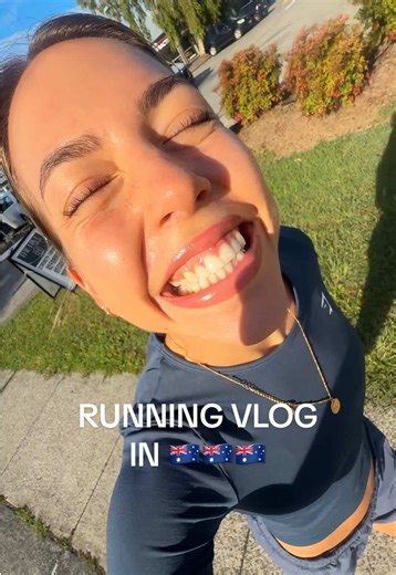 RUN 4 MILES WITH ME IN THE GOLD COAST AUSTRALIA ❤️‍🔥✨🎧🇦🇺🌊🌞👟 #fyp #run #healthylifestyle #goldcoast #australia tee @Gymshark code ‘GAYMER’ to save 😘