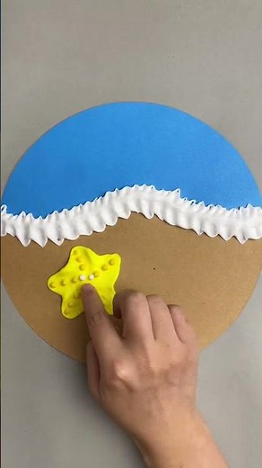 Summer is to go to the seaside, use cardboard and clay to make a summer beach# parent-child handwor