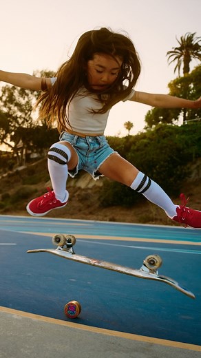 Dope session💫 📸 @sierra_prescott 📲 @dr.sojiro #dopesession @dopamine_skinwear #skateboarding #skateboardingisfun #スケボー @meowskateboards @etnies @187killerpads @triple8nyc @spitfirewheels @thundertrucks @protec @dopamine_skinwear @merge4socks | Shiori Konoe