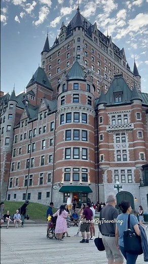 World’s most photographed hotel, Fairmont Le Château Frontenac is in Quebec Canada! 🇨🇦