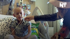 This cancer patient's "fight song" is bringing attention to childhood cancers | NowThis
