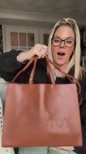 #CapCut #bag #handbag #brown #tiktokmademebuylt