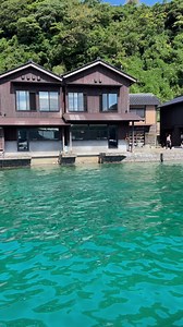 📍Ine, Kyoto Prefecture The charming village of Ine is home to distinctive boathouses that line the bay, offering you a historical perspective along with superb accommodation. Ine is considered as one of the most beautiful village in Japan 🇯🇵 Funaya type houses 🏠 are the main characteristic of Ine village. Their existence dates back to the beginning of the 18th century. The original architecture of the Funaya is best seen from the sea, so we recommend you take the plunge! Come aboard a boat �