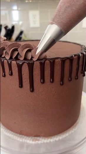 Chocolate buttercream frosting! Recipe on cakemehometonight.com!