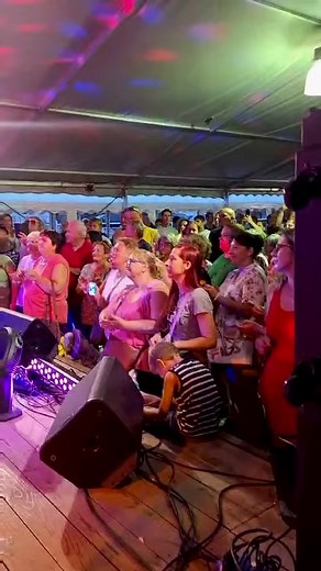 Kék a szeme 🥳 Kislődi Falunap - Dupla KáVé - 2024 | Dupla KáVé (hivatalos)