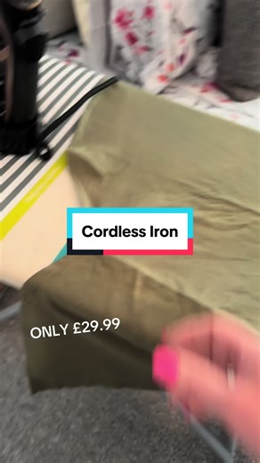 Best Cordless Iron Review | Watch How Easy Ironing Can Be!