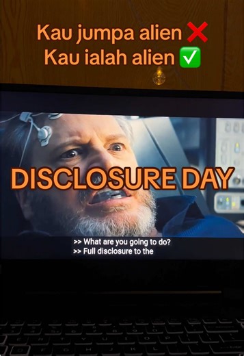 BAYANGKAN! Kau Ialah Alien Dalam Film 'Disclosure Day'
