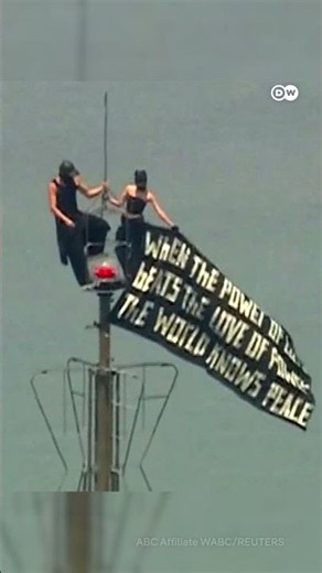 Proposed on Top of a 1,454-Foot Building [Two People propose on NYs Empire State Building Antenna]