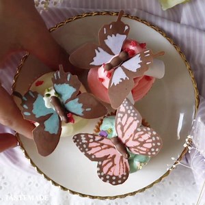 Today's agenda: Learn how to make a chocolate butterfly. 🦋 | Sugar Fix