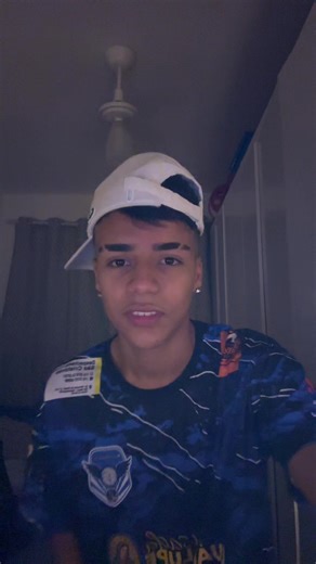 sozinho agr 😄😘