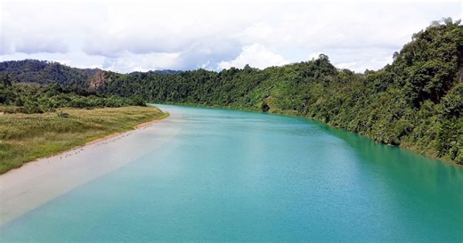 Fenomena 'sungai biru': JMG gantung sementara operasi 3 syarikat perlombongan di Hulu Perak | Berita Harian