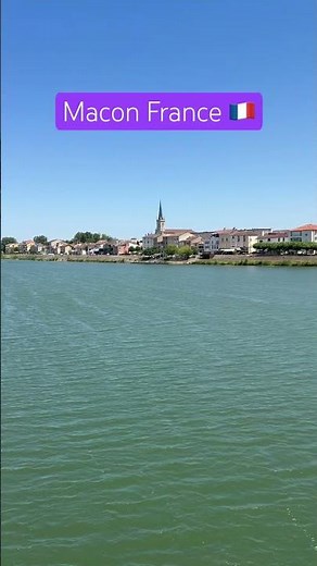 Small towns in France🇫🇷#travelvlog #france #français #francia #travel #river #architecture #french