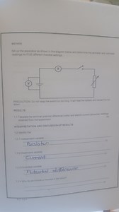 METHODSet up the apparatus as shown in the diagram below and d... | Filo