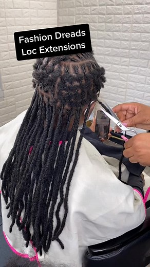 Stylish Loc Extension Hairstyles for Women