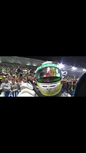 Experience the Thrill of F1 with Lewis Hamilton