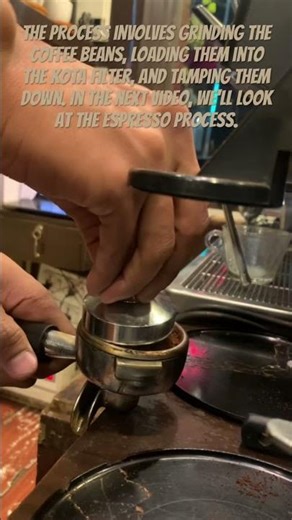 How to make Coffee grinding process #ytahorts #coffeegrindingmachine #traninig #coffeeclass