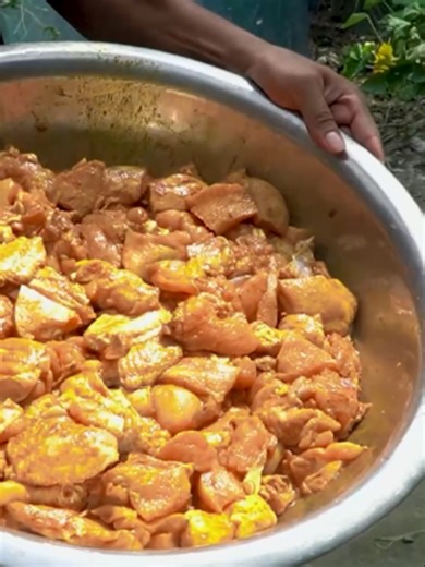 COOKING CHICKEN at Village Kitchen #villagevlog #cooking #chicken #chickencooking #youtubevillage #villagelife #villagecooking #chickencurry