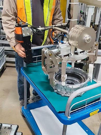 Designed for heavy-duty industrial environments, the casting handling gripper provides a safe, stable, and efficient solution for lifting and transporting rough and irregular castings. With a robust clamping structure and high gripping force, it securely holds cast parts of various shapes and sizes without slipping. This system significantly reduces manual labor, improves handling accuracy, and minimizes the risk of workplace injuries. Ideal for foundries and machining workshops, it ensures reli