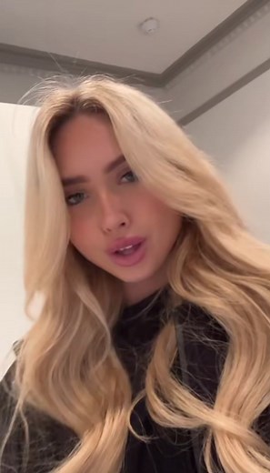 Beautiful Model Shania - Schönheit at Its Best!