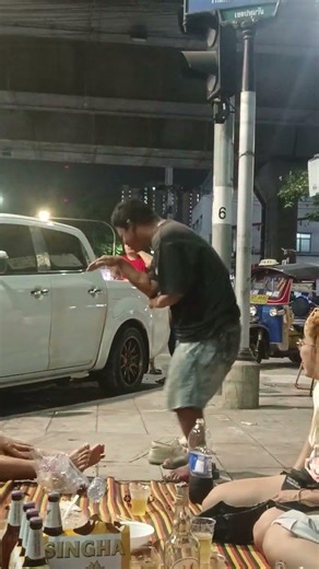 ช้างผมยุไหนตัวตึงติ๊กต้อก