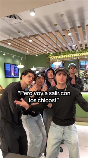 Fácil y sencillo #humor #aaronmercury #cd9 @CD9 idea de @Cristorata7 @Jos Canela @Bryan Mouque @Alan Navarro @ALONG @Freddy Leyva