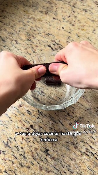 Canastitas de Avena, Frutilla y Chocolate