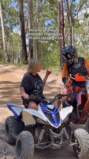 GIRLS CAN RIDE on Instagram: "The best approach with jumping we like to teach our girls: 1️⃣ Find a safe jump to start on! Don’t start out on the longest jump at the track or the steepest jumps, make sure it feels safe for you! Preferably a small to medium table top or ski jump! 2️⃣ Body position . Head is over bars, grip the bike through from feet to knees, slight bend in knees, hips are out, and elbows are up. 3️⃣ Steady on the throttle all the way to the top of the lip in ALL attempts and it’