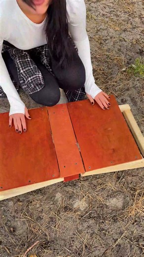 Foldable picnic table | Busy Panda