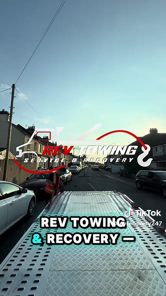 ⚙️ Gearbox issues? No problem. Swift recovery and safe drop-off for this BMW 3 Series. That’s what we do at REV Towing & Recovery. 🚛✅ #BMWRecovery #BreakdownAssistance #REVTeam #GearboxIssue #TowingServiceUK #CarProblems #AutoRecovery #LondonTowing