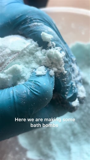 DIY Bath Bombs | Fun & Easy