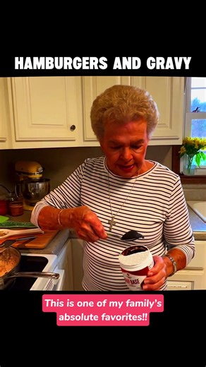 Easy Hamburgers and Gravy Recipe