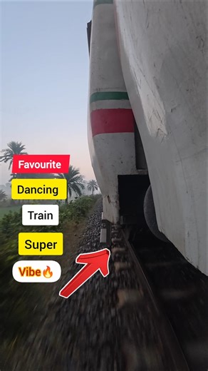 I can't stop watching this Train Dance! 😌🧐 #train #bdrailway #traindance #bumpy #shortsfeed #vibe
