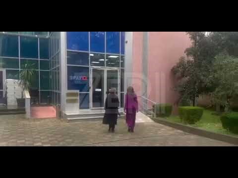 Hetimet për tenderat/ Drejtoresha e AKSHI-t, Mirlinda Karçanaj paraqitet në SPAK
