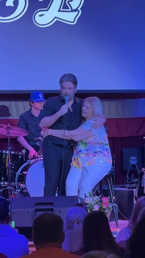 602K views · 6.9K reactions | Hilarious "Linda" volunteers on stage for "Linda On My Mind" sung by Tre Twitty, the grandson of Conway Twitty, at Loretta Lynn's 91st birthday bash in Nashville, TN hosted by Twitty and Lynn. | Country Music Nation | Facebook