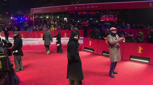 Actors Juliette Binoche and Tom Courtenay, as well as director Lance Hammer, walk the red carpet for the 'Queen at Sea' premiere at the Berlin Film Festival. #queenatsea #film #berlinfilmfestival #berlinale #juliettebinoche #tomcourtenay Keep up with the latest news from around the world: https://www.reuters.com/ | Reuters