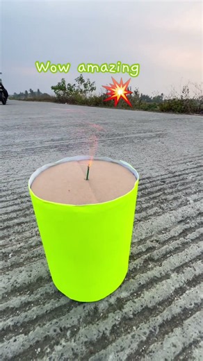 Interesting fireworks SmokeBall 🤣 Experiment #Crakers #Fireworkshorts #Fireworks #Fyro #Firecrakers