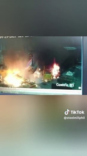 Foundry Accident & Employee Close Call #steel #iron #moltenmetal #steelfactory #steelmill #foundry #meltingmetal #steelwork #millwright #metalwork #osha