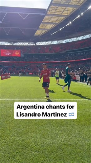 🔝🇦🇷 'ARGENTINA, ARGENTINA' chants for Lisandro Martínez at Wembley.💙 | Argentina football team & Die-Hard Fans Of Argentine Football Art