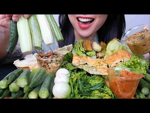VEGGIE PLATTER WITH SPICY THAI DIPPING SAUCE (ASMR EATING SOUNDS) LIGHT WHISPERS | SAS-ASMR