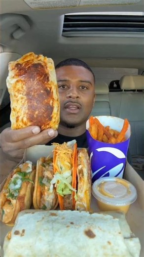 Taco Bell Steak Fajita Street Chalupas & Grilled Cheese Burrito 🤤🌮 | ASMR Mukbang | Eating Sounds